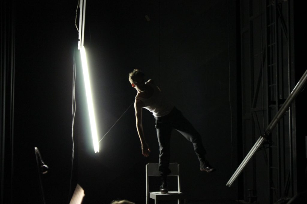 experiments_with_gravity_heinergoebbels